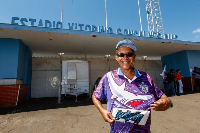 Jurandir do Carmo não deixou de acompanhar o Londrina nem na má fase do clube |
