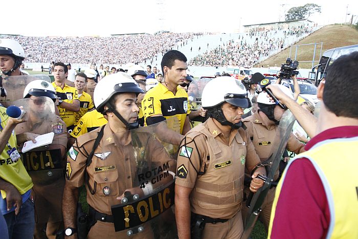 Atuação de Felipe Gomes da Silva na decisão do turno em Londrina será avaliada pela Comissão de Arbitragem da FPF | Roberto Custódio/ Jornal de Londrina