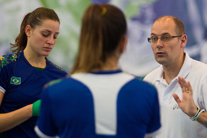Morten Soubak enfatiza que as jogadoras da seleção estão vindo de um ritmo forte dos campeonatos europeus | Alaor Filho / Agif / COB
