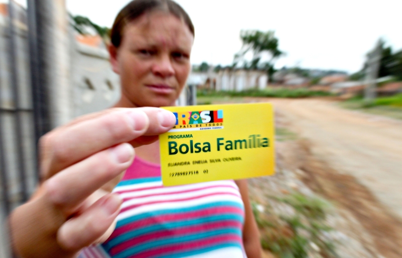 Quase 400 mil famílias de assentados recebem o benefício social do governo federal: terra não muda o status de família pobre | Josué Teixeira/ Gazeta do Povo