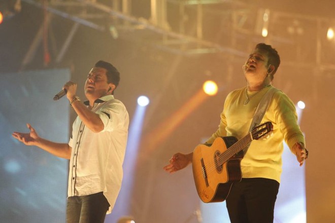 Bruno e Marrone alternaram romantismo e músicas dançantes |