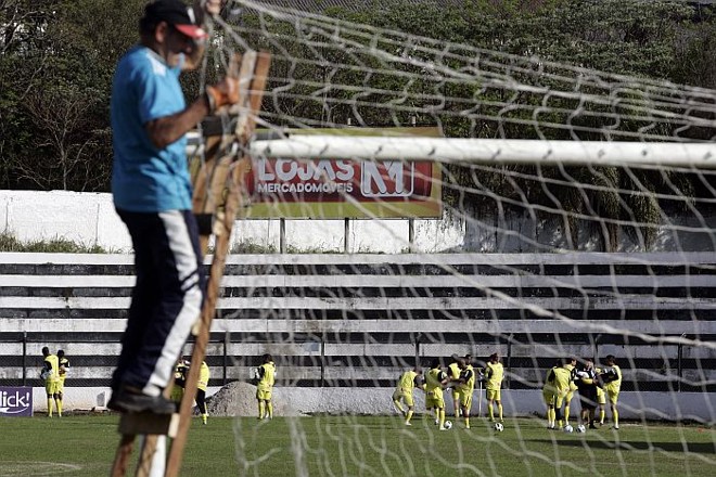 Estádio Germano Krüger receberá Londrina e Cianorte | Henry Milléo / Gazeta do Povo