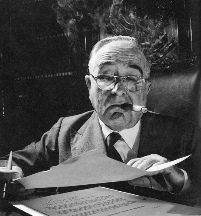 Getúlio Vargas, em seu gabinete, retratado por Jean Manzon em 1940: relações instáveis com O Cruzeiro |