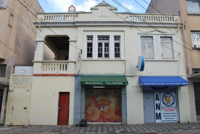 Oficina de automóveis, escola técnica e residência de Walter Kipper. Projeto arquitetônico de 1930 |