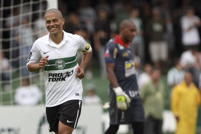 Alex foi peça importante na vitória alviverde sobre o Cianorte | André Rodrigues/Gazeta do Povo