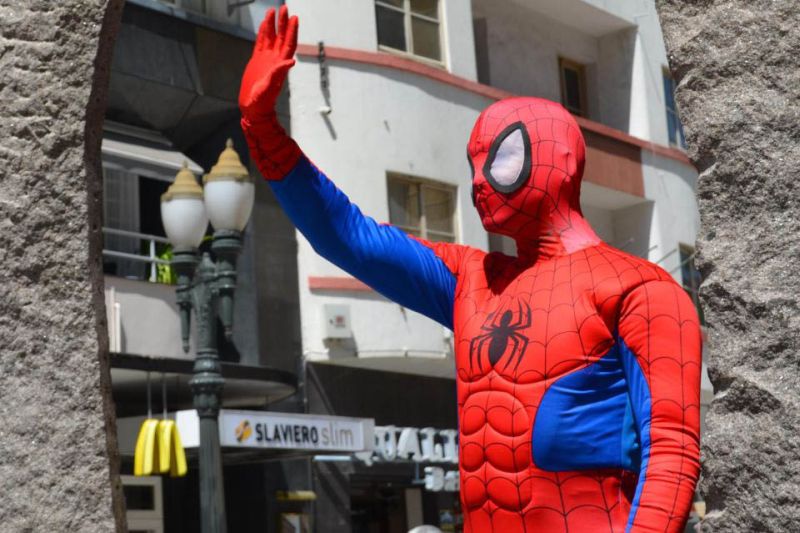 Identidade secreta: Jota Eme, o Homem-Aranha da Rua XV | Divulgação