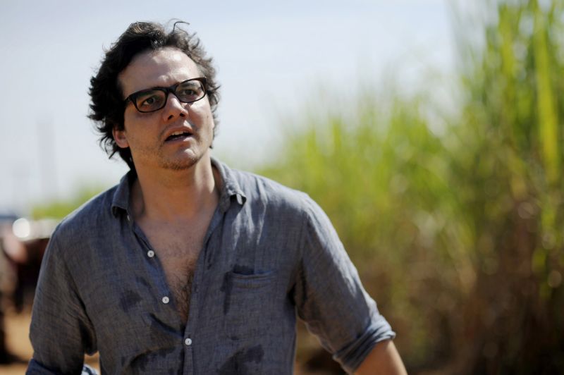 Ao mesmo tempo em que é um drama familiar, A Busca também é um thriller, tem um mistério. O meu personagem empreende uma jornada muito interessante de transformação, de autoconhecimento. -Wagner Moura, ator | Divulgação