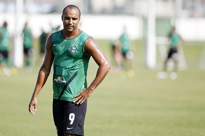 Departamento médico do Coritiba ainda não pode diagnosticar o tempo de recuperação de Deivid | Henry Milléo / Gazeta do Povo