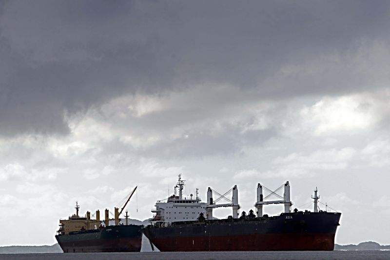 Tempo nublado em Paranaguá. Empresas aguardam decisão de Brasília sobre renovações | Albari Rosa/ Gazeta do Povo