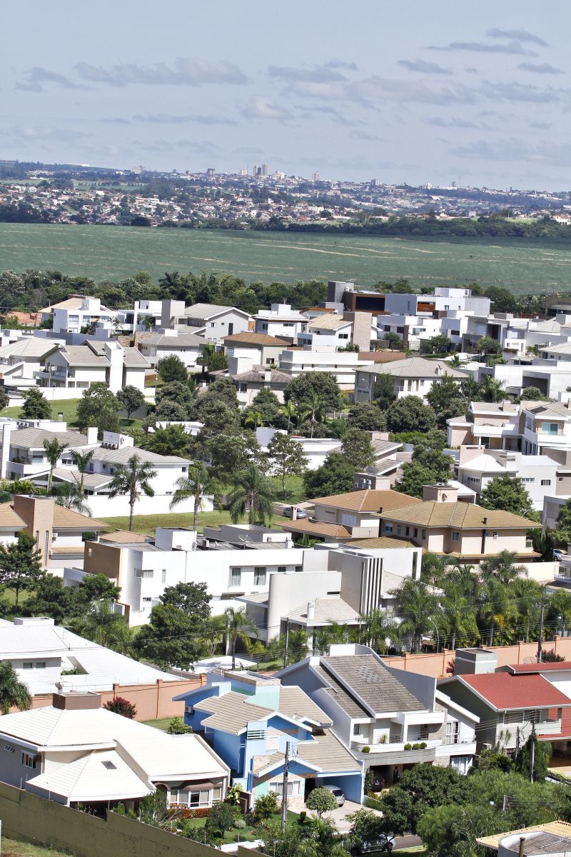 Zona sul: condomínios novos e de alto padrão | Roberto Custódio/ Gazeta do Povo