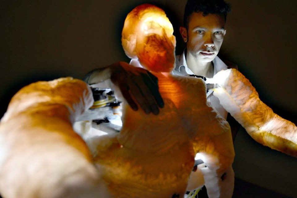 Robôs contam com dispositivos para responder estímulos de toque e luz | Henry Milléo/Gazeta do Povo
