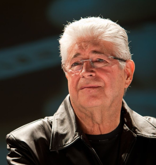 Senador Roberto Requião |