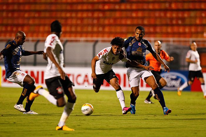 Romarinho passou em branco no empate em 1 a 1 do Corinthians com o Penapolense | Julia Chequer / Folhapress