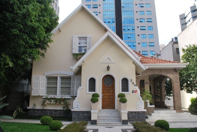 Residência Roberto Glasser, na Avenida Vicente Machado. Projeto arquitetônico de 1941 |