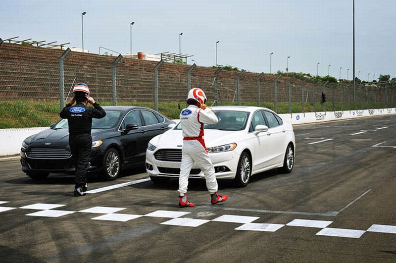 Mansell e Piquet se preparam para a disputa histórica | Divulgação/Ford