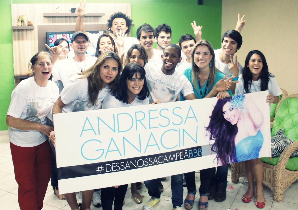 Familiares e amigos se organizam na torcida pela representante paranaense | Arquivo da família