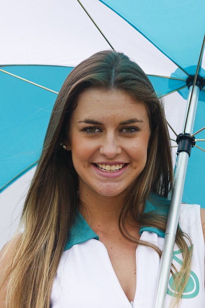 Grid girl durante a prova de Stock Car em Curitiba |
