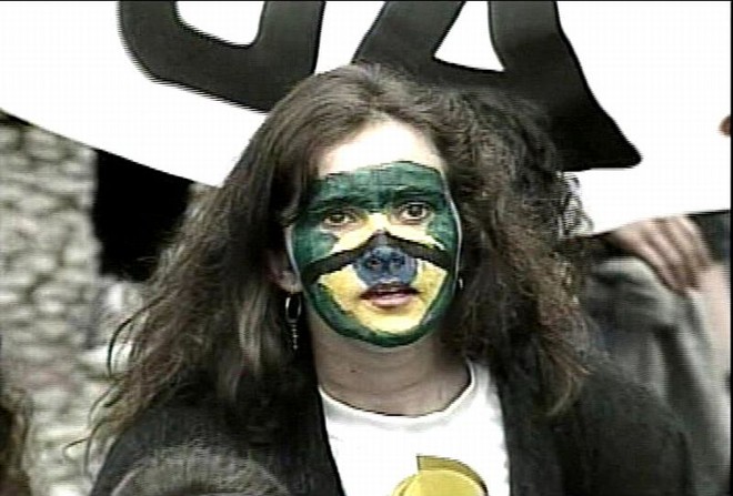 Cara-pintada durante o Fora Collor, em 1992 |