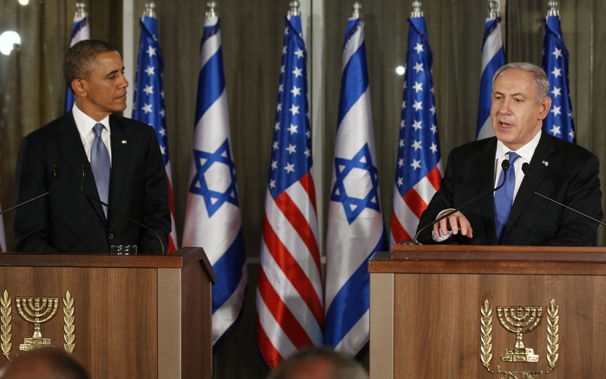 Obama (à esq.) e Benjamin Netanyahu deram entrevista coletiva nesta quarta-feira, em Israel | Reuters/Larry Downing
