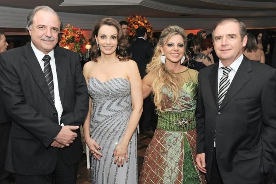 Enlace Penna e Galléas: retrato dos noivos II -Aníbal e Zélia Tacla, Zaira Galléas e Rubem Formighieri | Gerson Lima