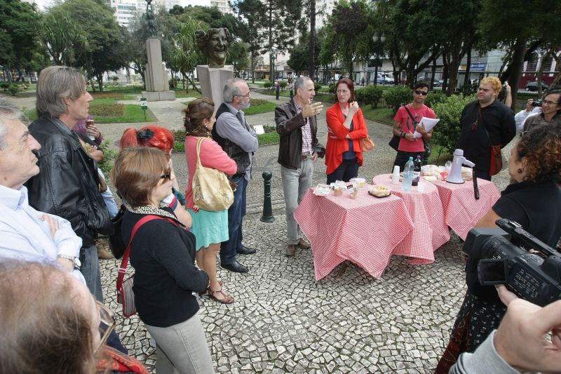 O secretário de estado da Cultura, Paulino Viapiana, e a diretora-presidente do CCTG, Mônica Rischbieter, estiveram presentes na segunda mesa compartilhada | Ivonaldo Alexandre/Agência de Notícias Gazeta do Povo
