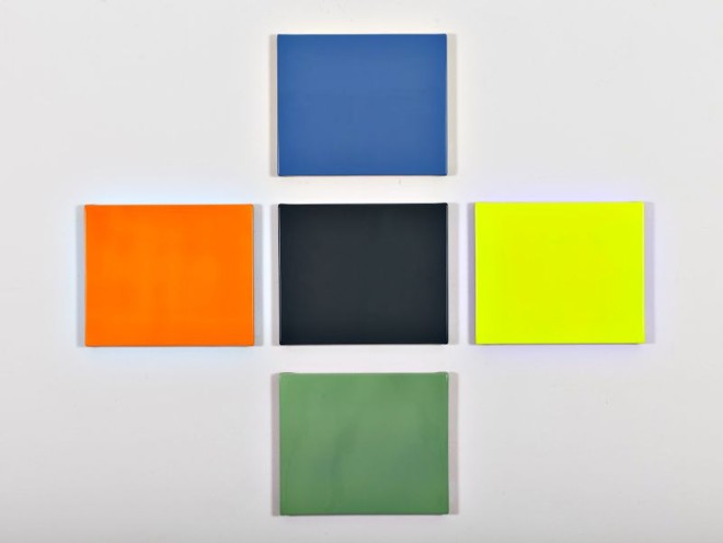 A alemã Katinka Pilscheur realizou instalações na SIM Galeria |