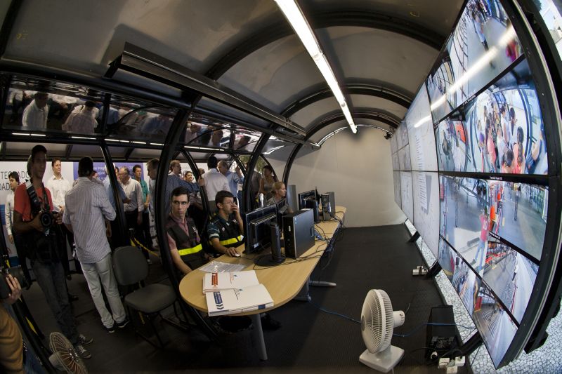 A estacão tubo de monitoramento do trânsito e dos ônibus, no calçadão da XV de Novembro, estará aberto para visitas até sábado (27) | Marcelo Andrade / Agência de Notícias Gazeta do Povo