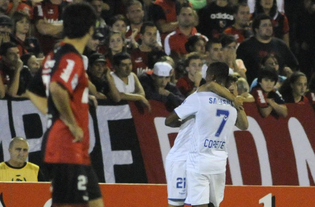 Velez venceu fora de casa e saiu na frente nas oitavas | Reuters