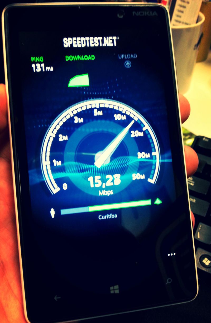 Aplicativo mostra velocidade de rede em 15 Mbps | Breno Baldrati/Gazeta do Povo