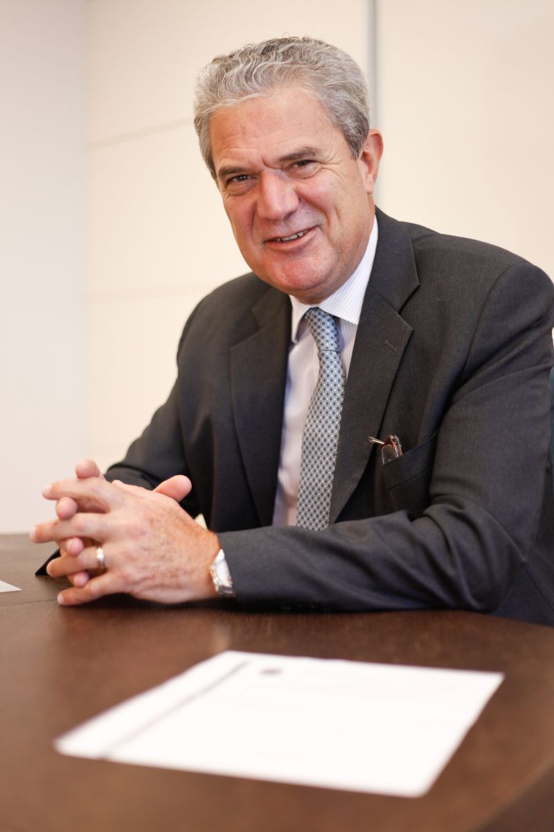 Tomaselli: primeira patente da Federal e "última da carreira" do professor. | André Rodrigues / Gazeta do Povo