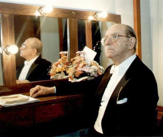 De casaca no camarim: vida repleta de arte |