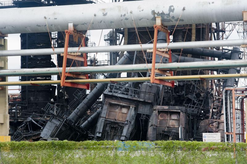 A refinaria da YPF em Ensenada, depois do incêndio: incidente provoca escassez em Puerto Iguazú | Greenpeace/Reuters