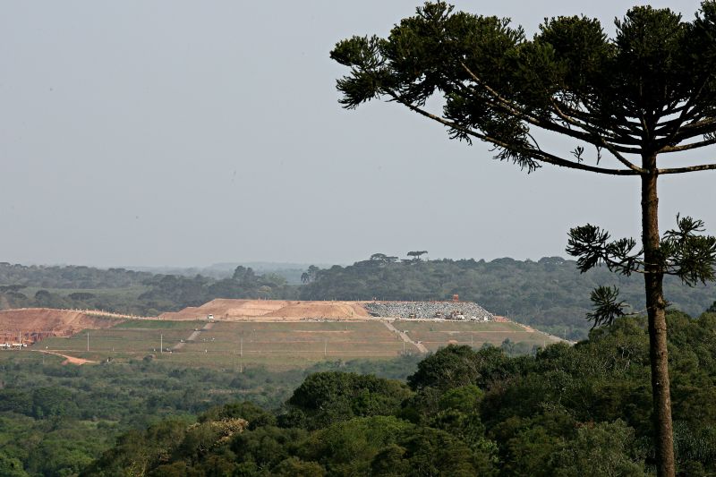 Aterro sanitário da Estre Ambiental, em Fazenda Rio Grande, é o único do Paraná com projeto de aproveitamento energético do lixo: proposta está em fase de validação | Felipe Rosa/ Gazeta do Povo