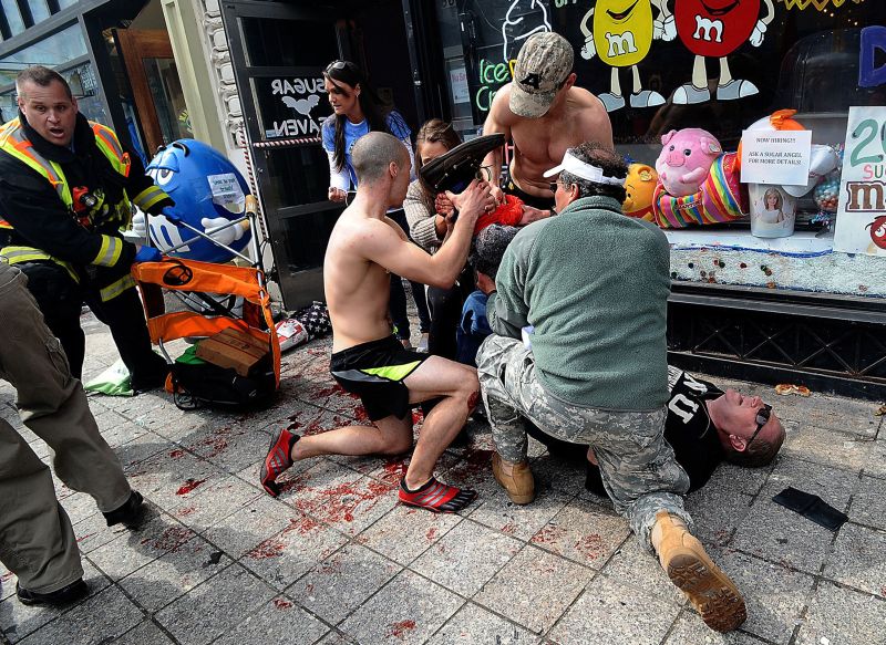 Homem ferido nas explosões em Boston | MetroWest Daily News/Ken McGagh/Reuters