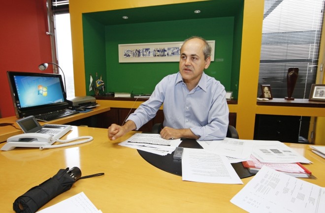 Fruet: antecessor autorizou despesas sem prever pagamento |