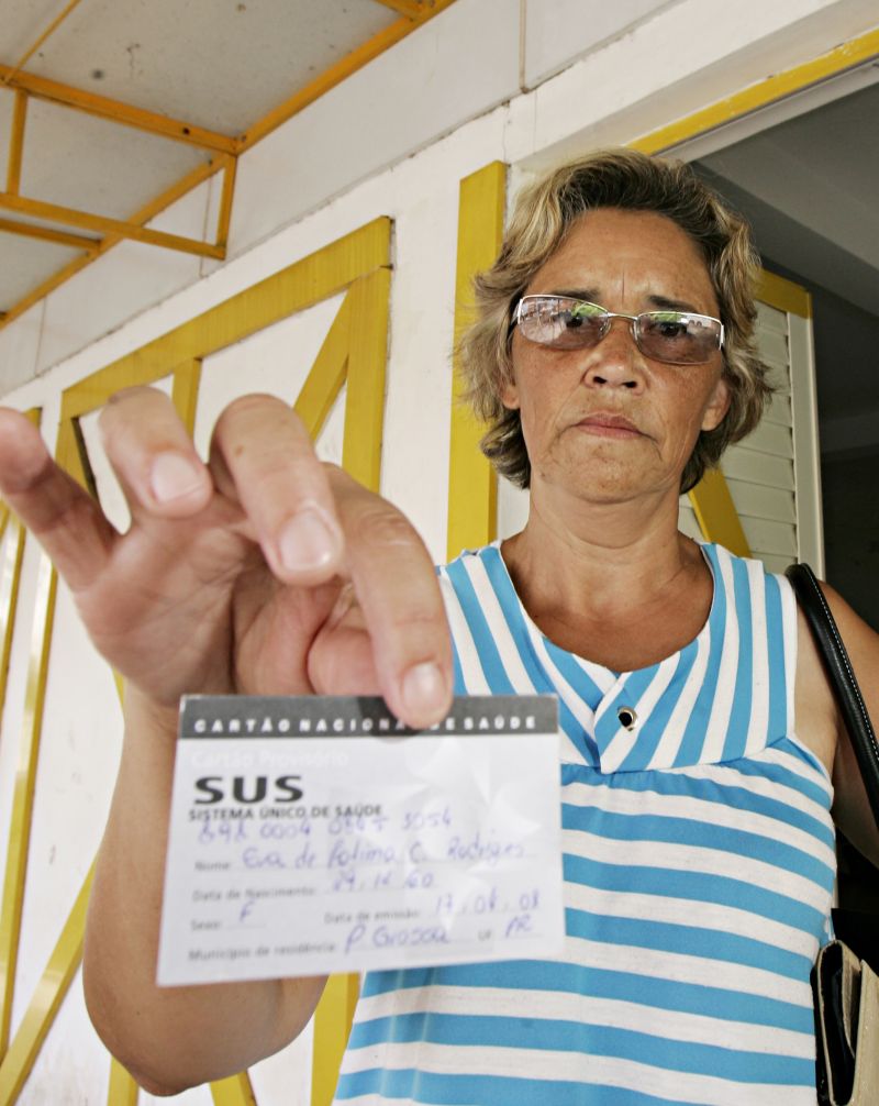 Eva Rodrigues, de Ponta Grossa: cartão provisório há 4 anos | Josué Teixeira/Gazeta do Povo