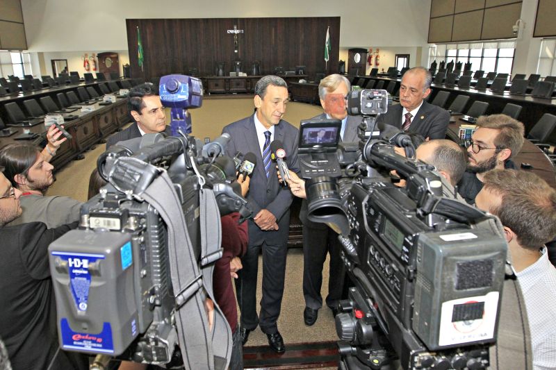 O corregedor nacional de Justiça, Francisco Falcão, relatou a jornalistas as irregularidades que estão sendo investigadas no Tribunal de Justiça do Paraná | Antônio More/ Gazeta do Povo