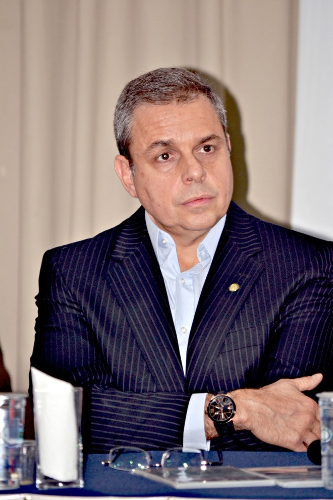 Ricardo Nunes (PSC-PR), deputado federal, ao ser questionado sobre o dia do aniversário de Curitiba | 