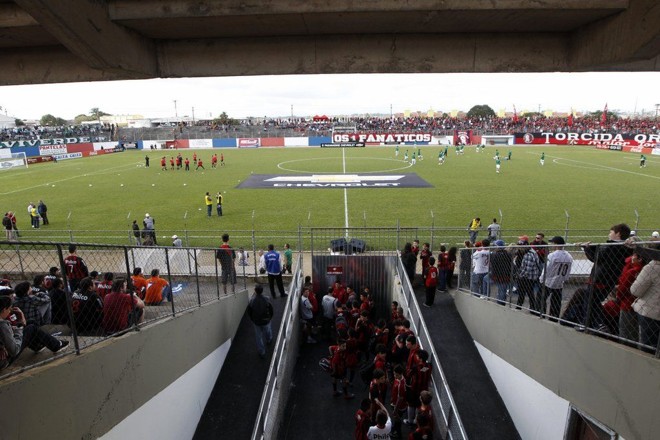 Vila Olímpica do Boqueirão recebeu seu primeiro Atletiba |