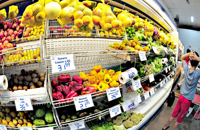 Supermercado argentino: procura de brasileiros pelo valioso tomate está esgotando estoques | Marcos Labanca/ Gazeta do Povo