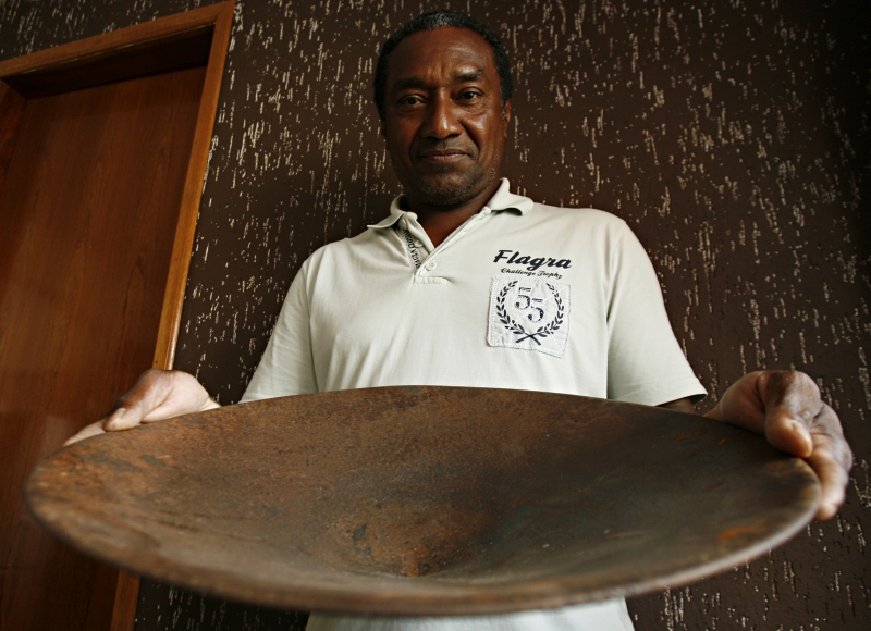 Francisco dos Santos, morador de Telêmaco Borba: sem uso, instrumento usado no garimpo foi abandonado na casa | Francisco Davi dos Santos/JT