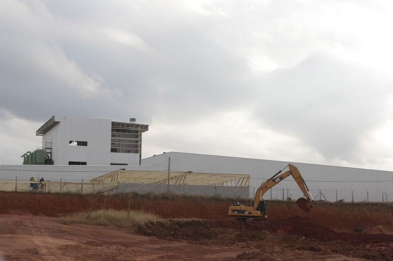 Obras da Sumitomo no distrito industrial de Fazenda Rio Grande: prefeitura diz que a cota de ICMS do município vai triplicar em 2014 | Ivonaldo Alexandre/Gazeta do Povo