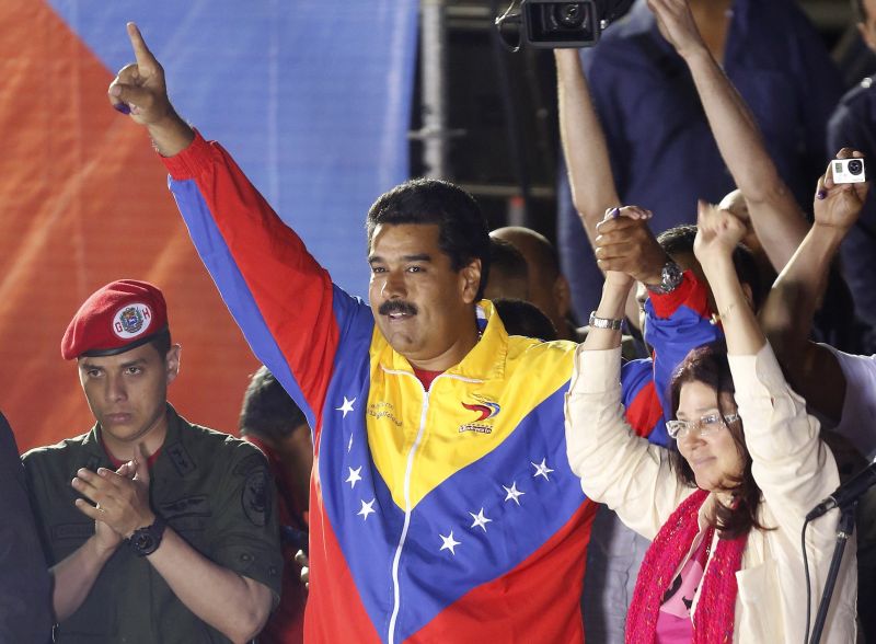 Maduro comemora junto com a mulher a vitória nas eleições | Tomas Bravo /Reuters