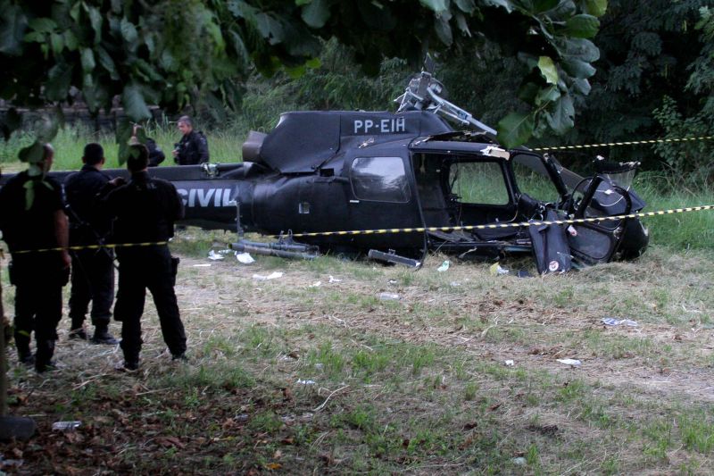 Peritos investigam possível falha mecânica na aeronave | Ale Silva Futura Press/ Folhapress