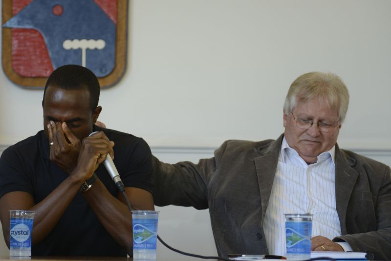 Volante Zé Luis se emocionou ao anunciar aposentadoria | Henry Milléo / Gazeta do Povo
