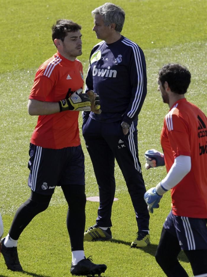Mourinho botou no banco do Real Madrid nesta temporada o capitão do time e titular da seleção espanhola Iker Casillas | Sergio Barrenechea / EFE