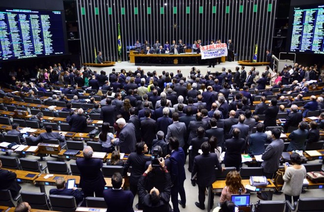 A MP dos Portos estabelece novas regras para as concessões, arrendamentos e autorizações de instalações portuárias, públicas ou privadas |