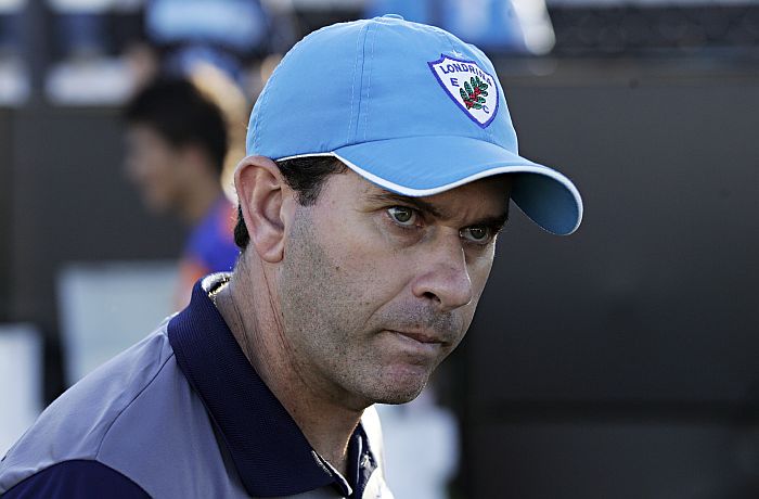 Título do interior seria a coroação do bom trabalho do Londrina em 2013, na opinião do técnico Claudio Tencati | Josué Teixeira / Gazeta do Povo