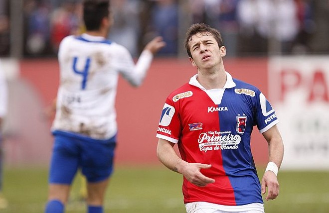 Meia Ronaldo Mendes lamenta oportunidade perdida contra o São Caetano |