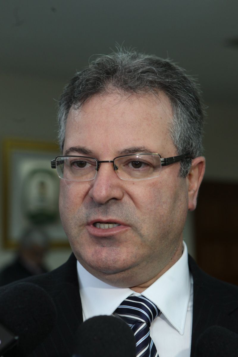 Delegado Estorilio: A PEC evita abusos [do MP] | Aniel/ Gazeta do Povo